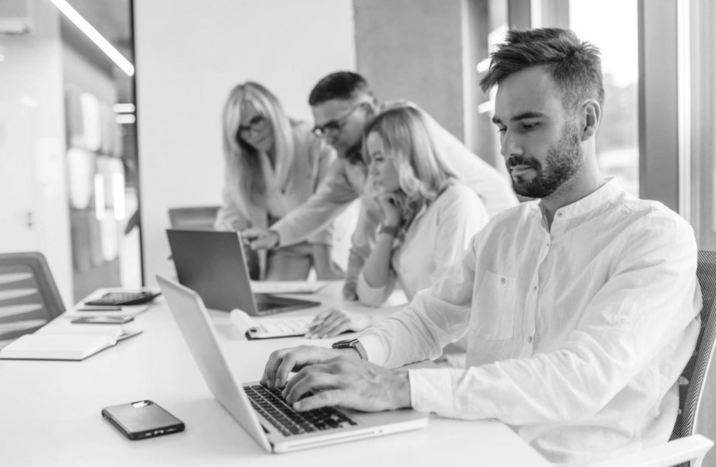 Session d'apprentissage financier en groupe